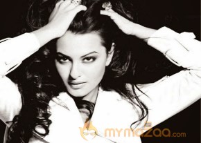 Actress Sonakshi Hot Stills photo 6