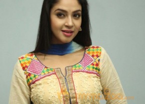 Angana Roy Latest Photos  photo 13