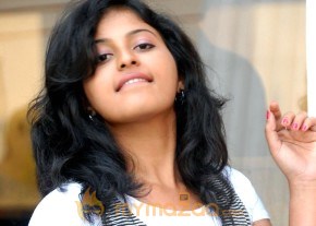 Anjali stills photo 20