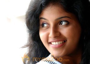 Anjali stills photo 17
