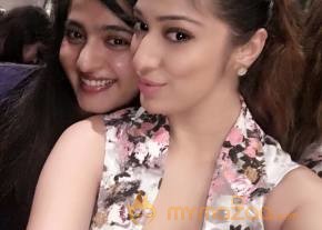 Anushka selfie and Raai Lakshmi Rai Selfi Pics