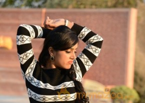 Divya Singh Hot Photos photo 12