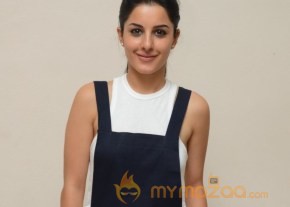 Isha Talwar Latest New Stills photo 35