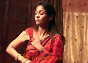 Nayanthara In Super Movie Stills photo 19