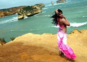 Neetu Chandra photo gallery photo 7