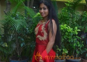 Nivedhitha Tamil Actress Stills  photo 2