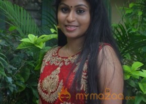 Nivedhitha Tamil Actress Stills  photo 11