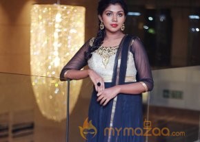 Riythvika Actress Photoshoot photo 10