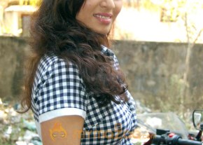 Sadha Stills photo 4