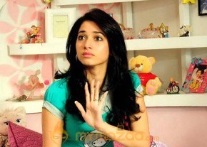 Tamanna latest stills photo 11
