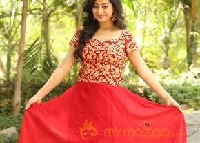 Tamil Actress Tejaswini Hot Photoshoot on Gagra photo 6