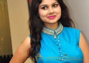 Tanaaya Tamil New Actress Latest Hot Photoshoot photo 16
