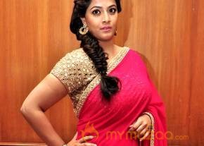 Varalaxmi Sarathkumar Latest Photos photo 3