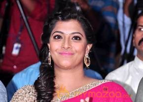 Varalaxmi Sarathkumar Latest Photos photo 8