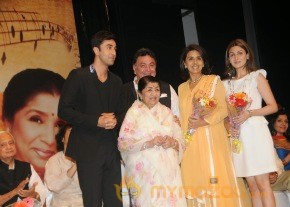 25th Master Dinanath Mangeshkar Puraskar photo 30