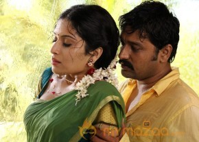Aal Movie Latest Hot Stills photo 6
