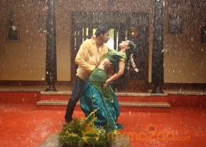 Aal Movie Latest Photo Stills photo 37