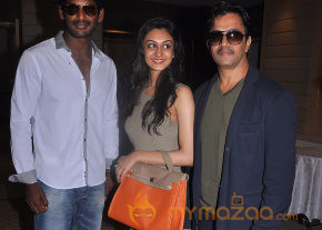 Actress Aishwarya Arjun Press Meet photo 47