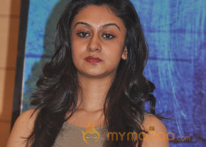 Actress Aishwarya Arjun Press Meet photo 52