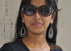 Actress Rushi new Photos in minugurulu press meet photo 18
