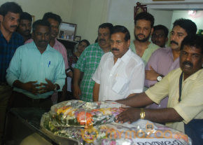 Actress Sukumari Death Cermony   photo 5