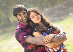 Adhu Vera Idhu Vera Movie Hot Photos photo 11