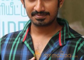 Alaiye Alaiye Movie Audio launch Stills photo 3