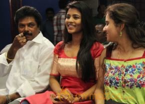 Alaiye Alaiye Movie Audio launch Stills photo 54