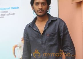Alaiye Alaiye Movie Audio launch Stills photo 24