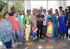 Andhra Mess Tamil Movie  Opening pooja photo 13