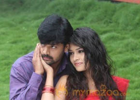 Angali Pangali Tamil Movie Stills photo 10