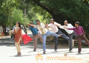 Angali Pangali Tamil Movie Stills photo 2