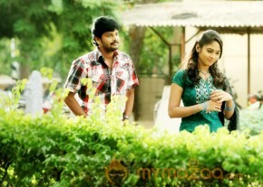 Angali Pangali Tamil Movie Stills