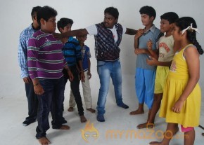 Anjali Anniyan Matrum Pasanga Movie Stills photo 13