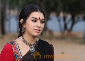 Aranmanai Movie Latest Stills photo 11