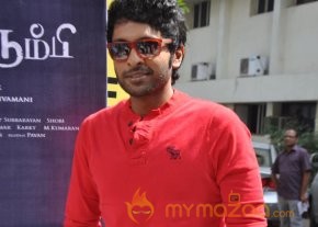 Arima Nambi Movie Press Meet Photos photo 8