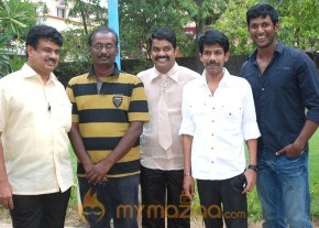 Avan Ivan Press Show Stills