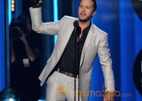BBMA Red Carpet Arrivals Photos-Billboard Awards 2014 photo 97