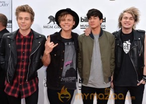 BBMA Red Carpet Arrivals Photos-Billboard Awards 2014 photo 24