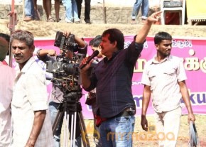 Bindhu Madhavi Latest photos Desingu Raja Movie photo 13