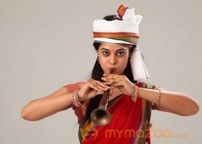 Bindhu Madhavi Latest photos Desingu Raja Movie photo 20
