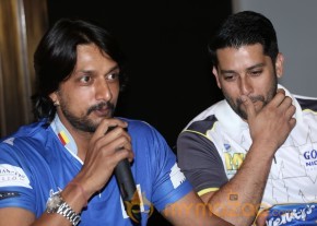 CCL 4 Semi Finals Press Meet Photos photo 13