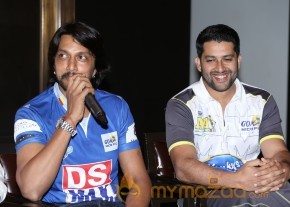 CCL 4 Semi Finals Press Meet Photos photo 15