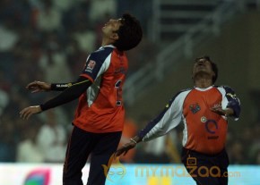 CCL 4 Veer Marathi Vs Bhojpuri Dabanggs Match Photos photo 77