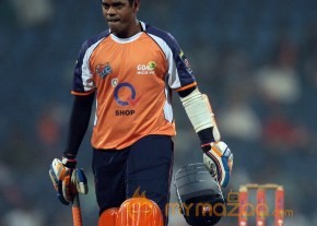 CCL 4 Veer Marathi Vs Bhojpuri Dabanggs Match Photos photo 50