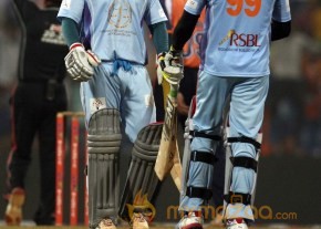 CCL 4 Veer Marathi Vs Bhojpuri Dabanggs Match Photos photo 114