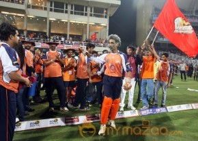 CCL 4 Veer Marathi Vs Bhojpuri Dabanggs Match Photos photo 9