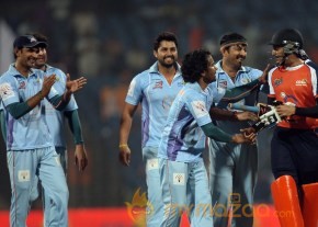 CCL 4 Veer Marathi Vs Bhojpuri Dabanggs Match Photos photo 51
