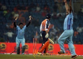 CCL 4 Veer Marathi Vs Bhojpuri Dabanggs Match Photos photo 71