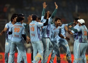CCL 4 Veer Marathi Vs Bhojpuri Dabanggs Match Photos photo 33